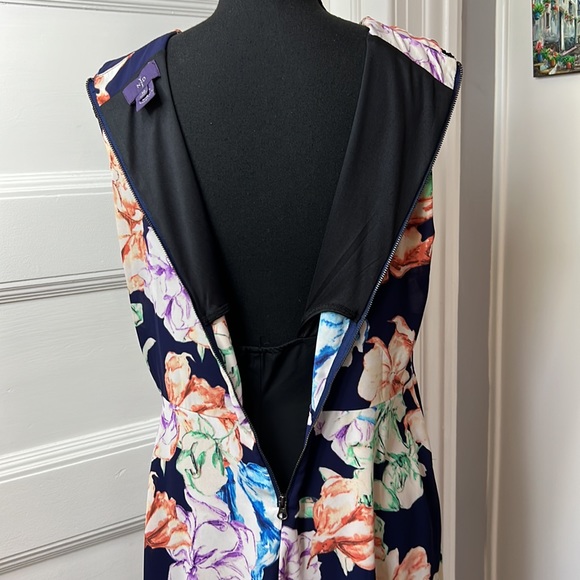 NYDJ WOMENS DRESS SIZE‎ 10 - Picture 6 of 14